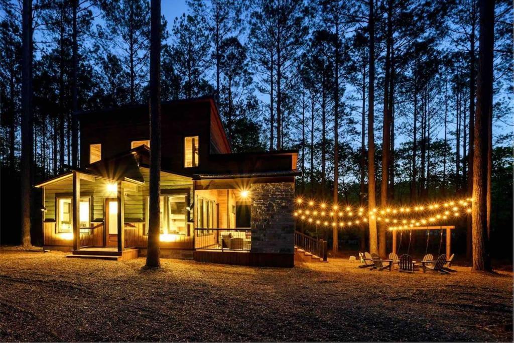Brand New Luxury 2 Bedroom With Loft And Spa Sleeps 10 Broken Bow Buitenkant foto