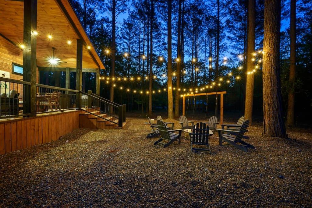 Brand New Luxury 2 Bedroom With Loft And Spa Sleeps 10 Broken Bow Buitenkant foto