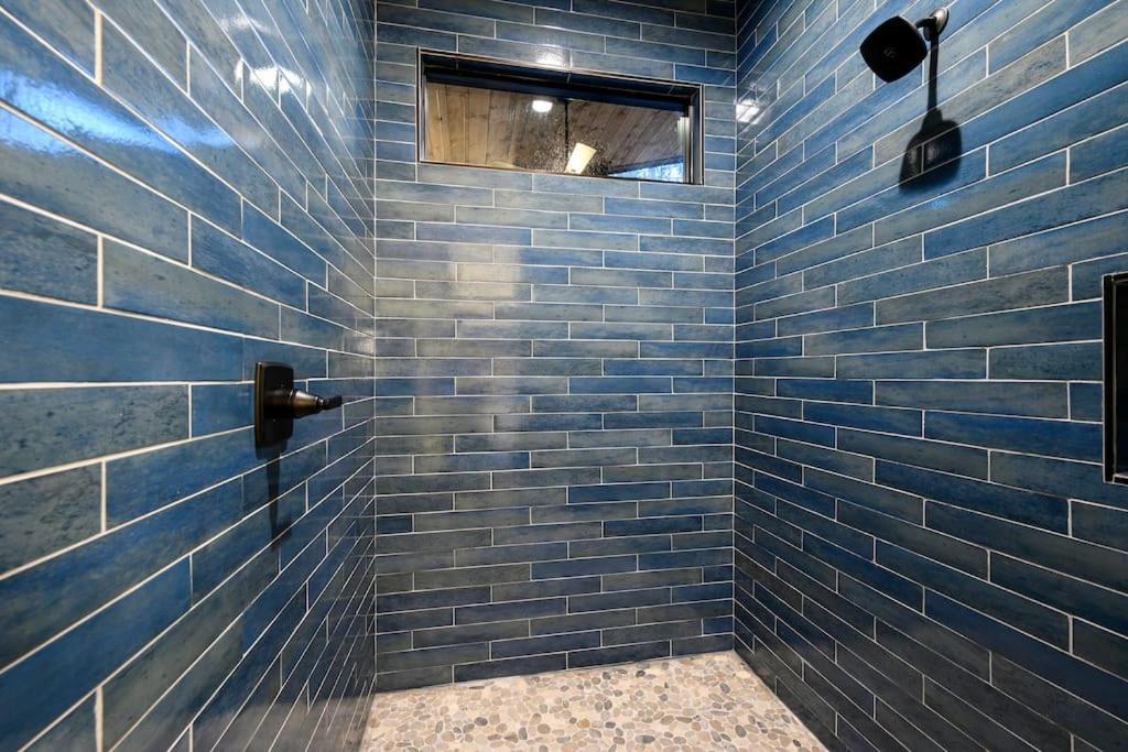 Brand New Luxury 2 Bedroom With Loft And Spa Sleeps 10 Broken Bow Buitenkant foto